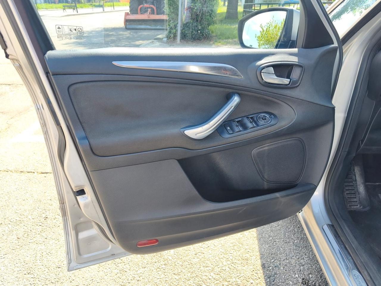 Opel Astra GTC 1.9 CDTI 120CV 3 porte Sport