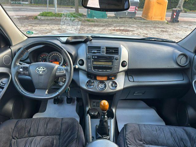 TOYOTA RAV 4 MY23 4X4 RAV4 2.2 D-4D 150 CV DPF Exclusive