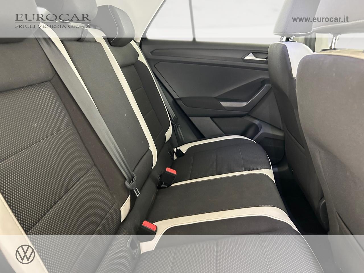 Volkswagen T-Roc 1.5 tsi advanced