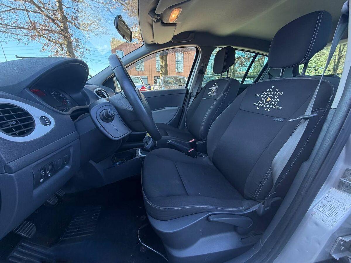 Renault Clio 1.2 16v Live! 5p