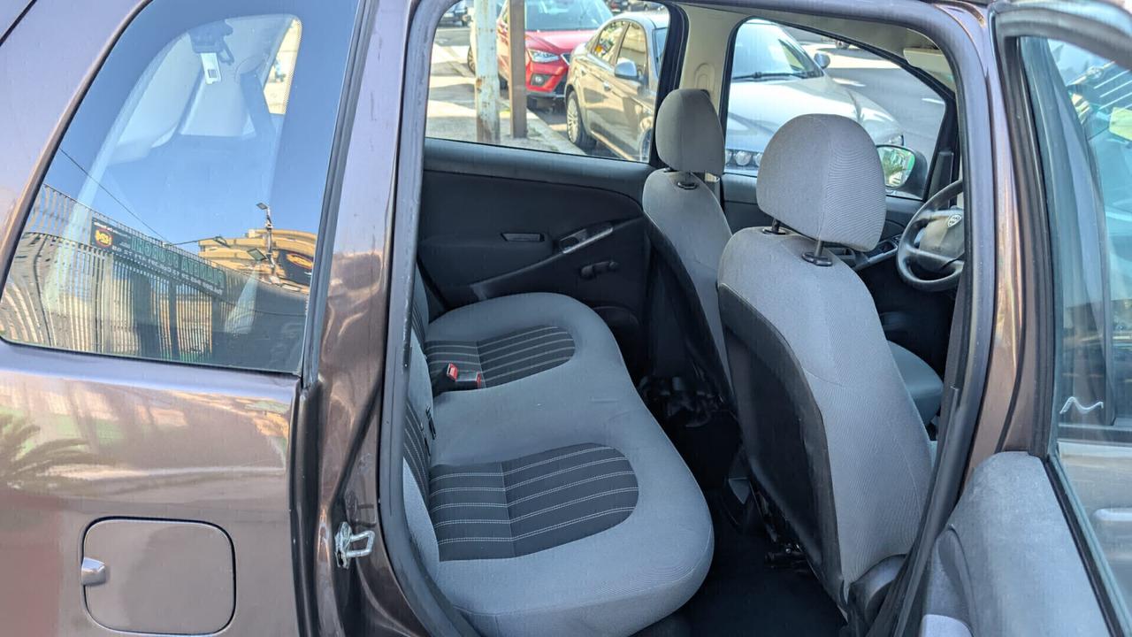 Lancia MUSA 1.3 DIESEL Mjt 95 CV Gold - ANNO 2011 - OTTIMA PER NEOPATENTATO