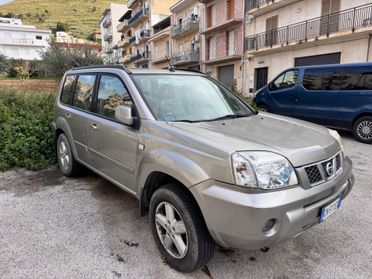 Nissan X-Trail 2.2 dCi Sport