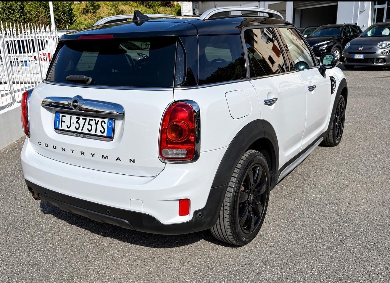 Mini Cooper Countryman D automatica