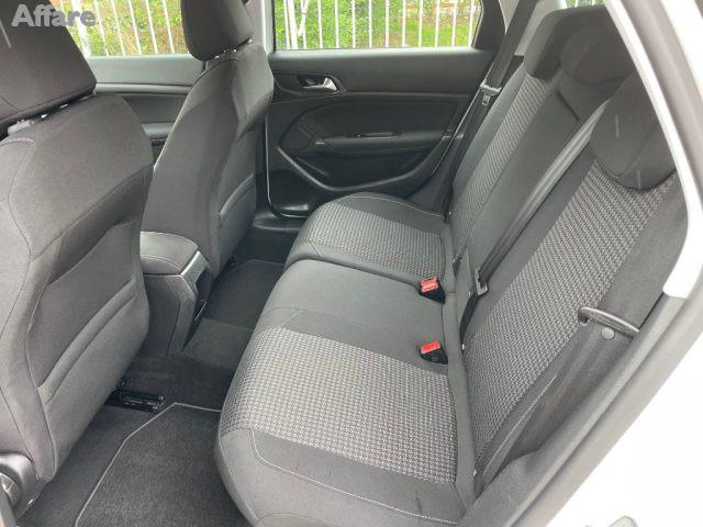 PEUGEOT 308 BlueHDi 100 S&S SW Business