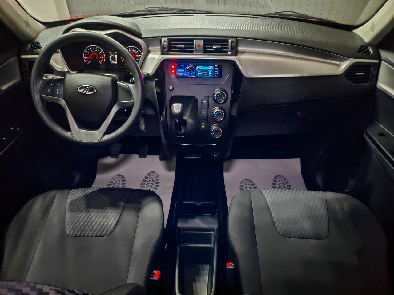 Mahindra 1.2 KUV100 K6+ 20000km 2025