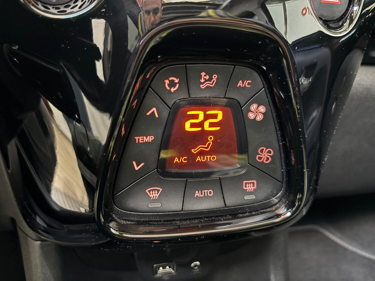 Peugeot 108 VTi 72 S&S 5 porte Allure TOP!