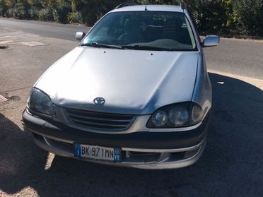 Toyota Avensis 2.0 Tdi D-4D cat Station Wagon Sol