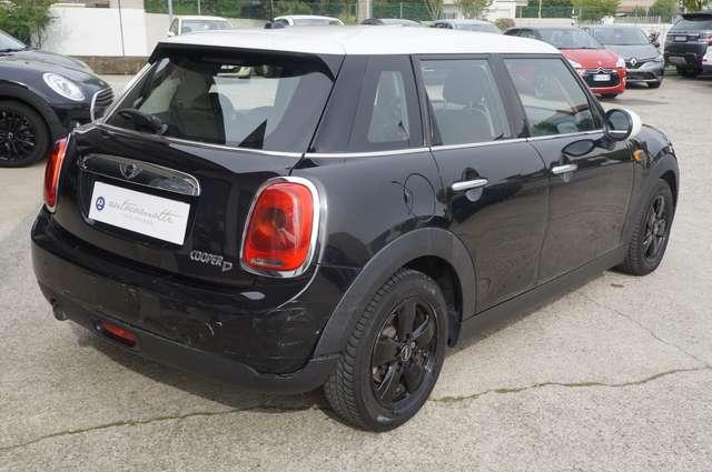 MINI Cooper D 1.5 5 porte CAMBIO AUTOMATICO