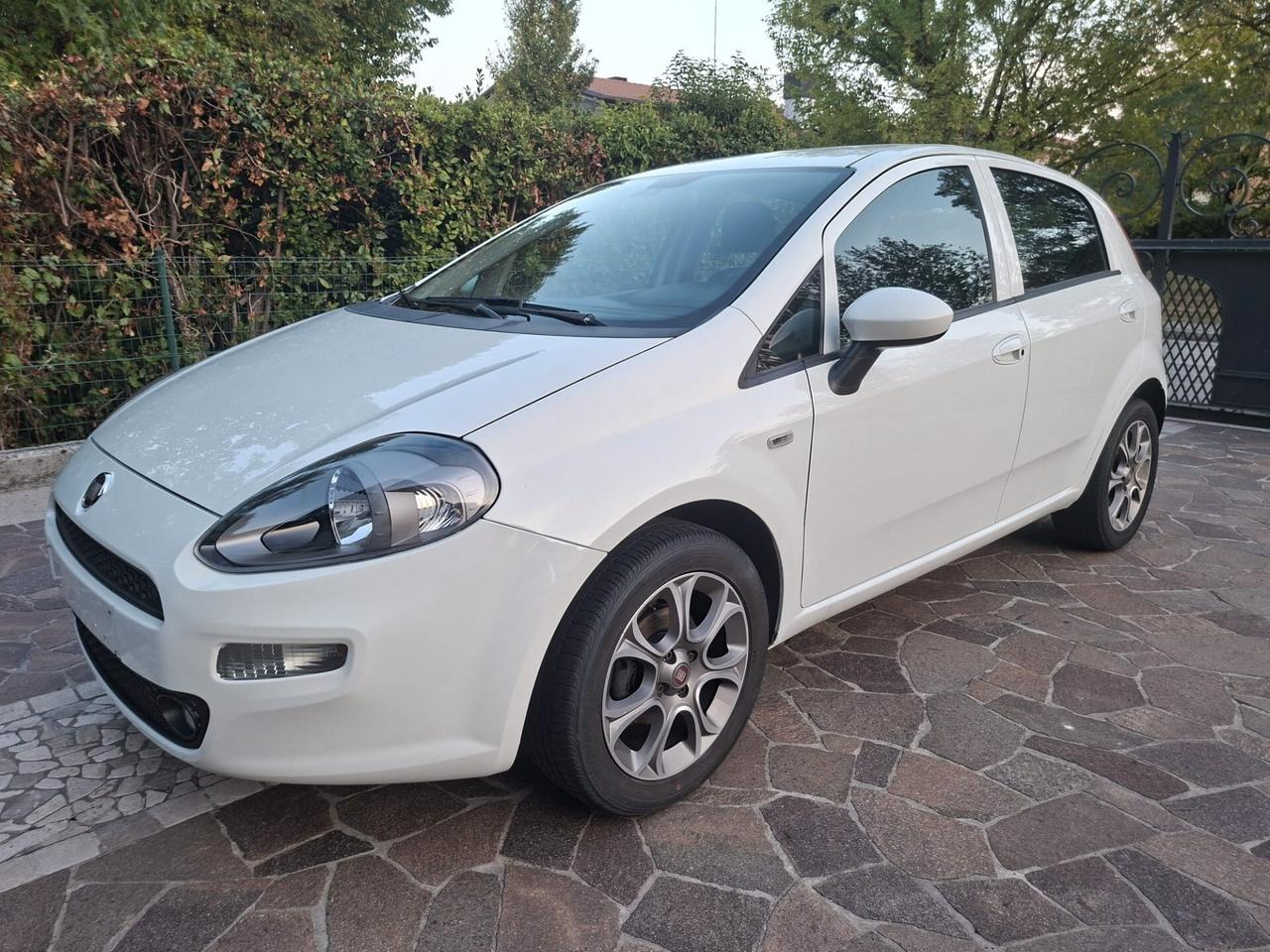 Fiat Punto 2016 Lounge