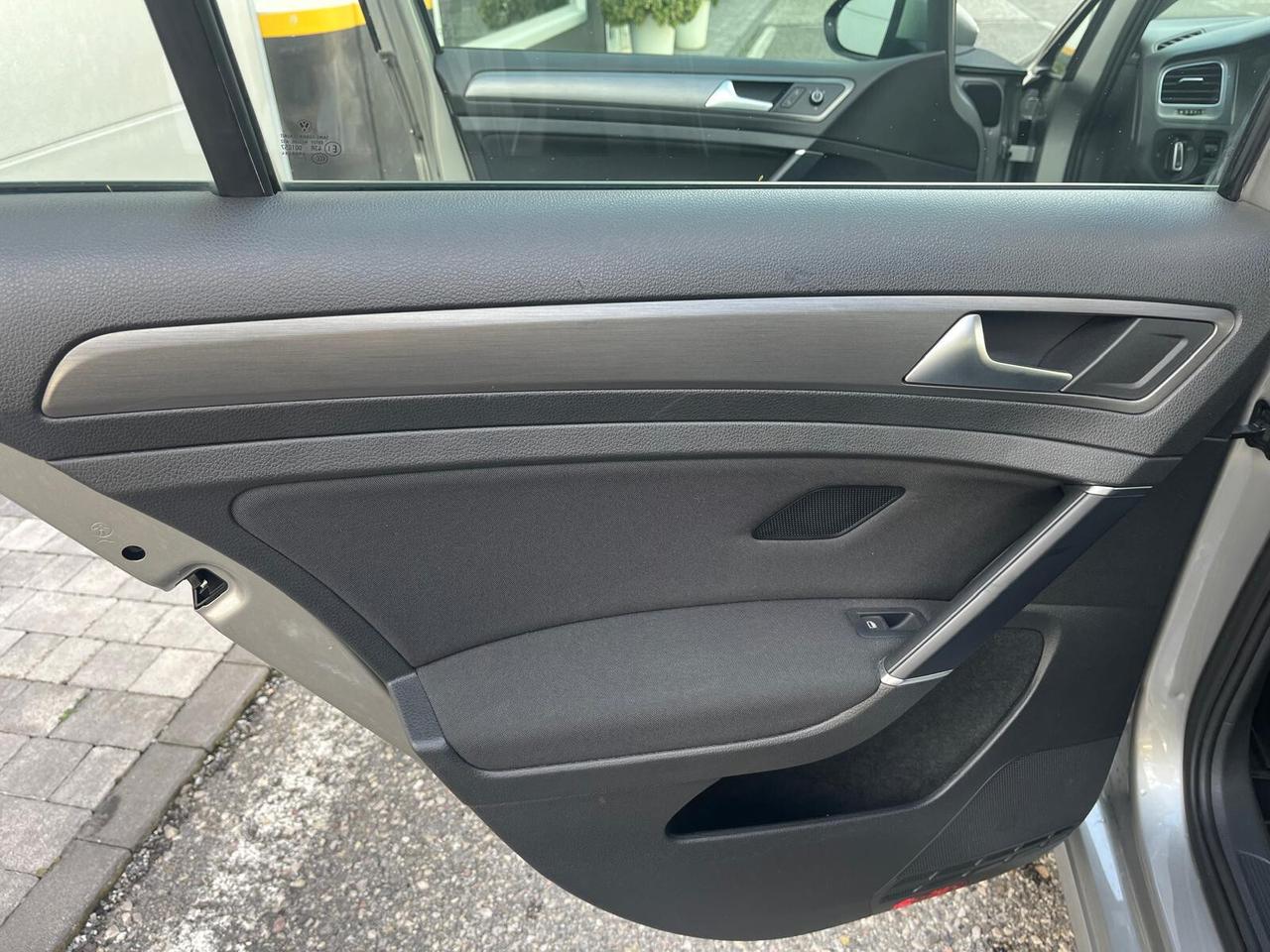 Volkswagen Golf 1.6 TDI 5p. Trendline BlueMotion Technology