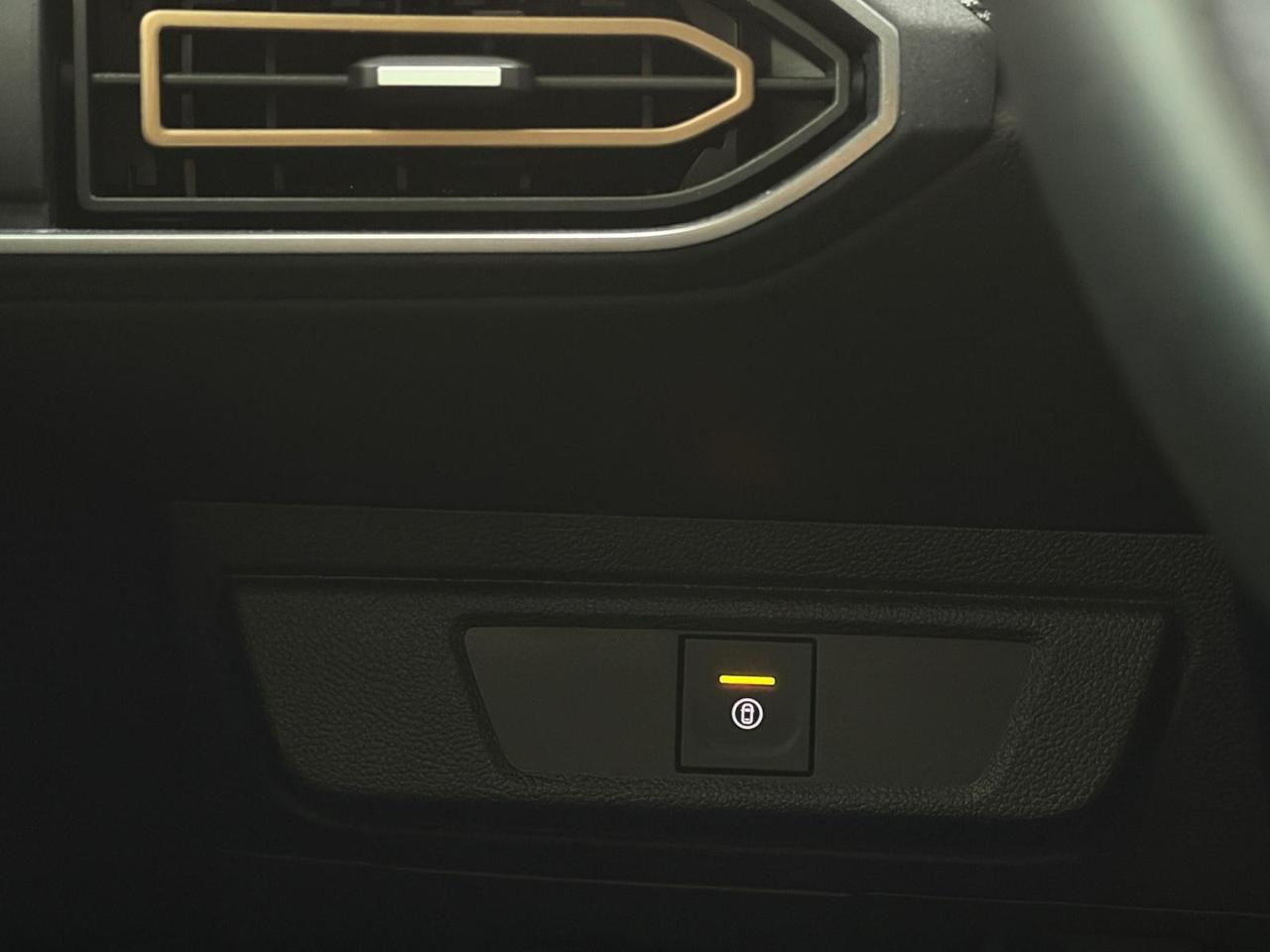 DACIA Sandero Stepway III 2021 - Sandero Stepway 1.0 tce Expression 90cv