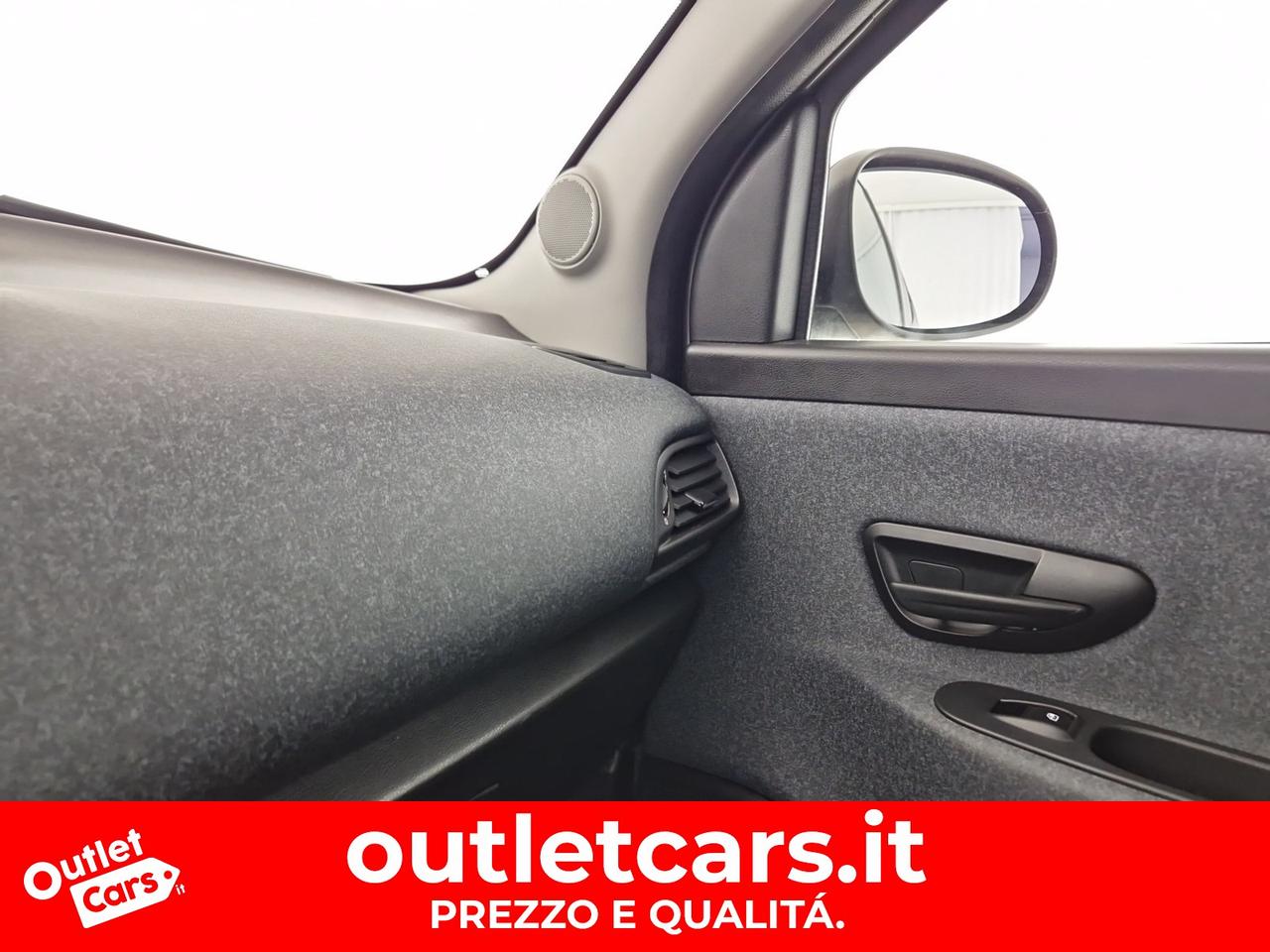 Lancia Ypsilon 1.2 silver 69cv