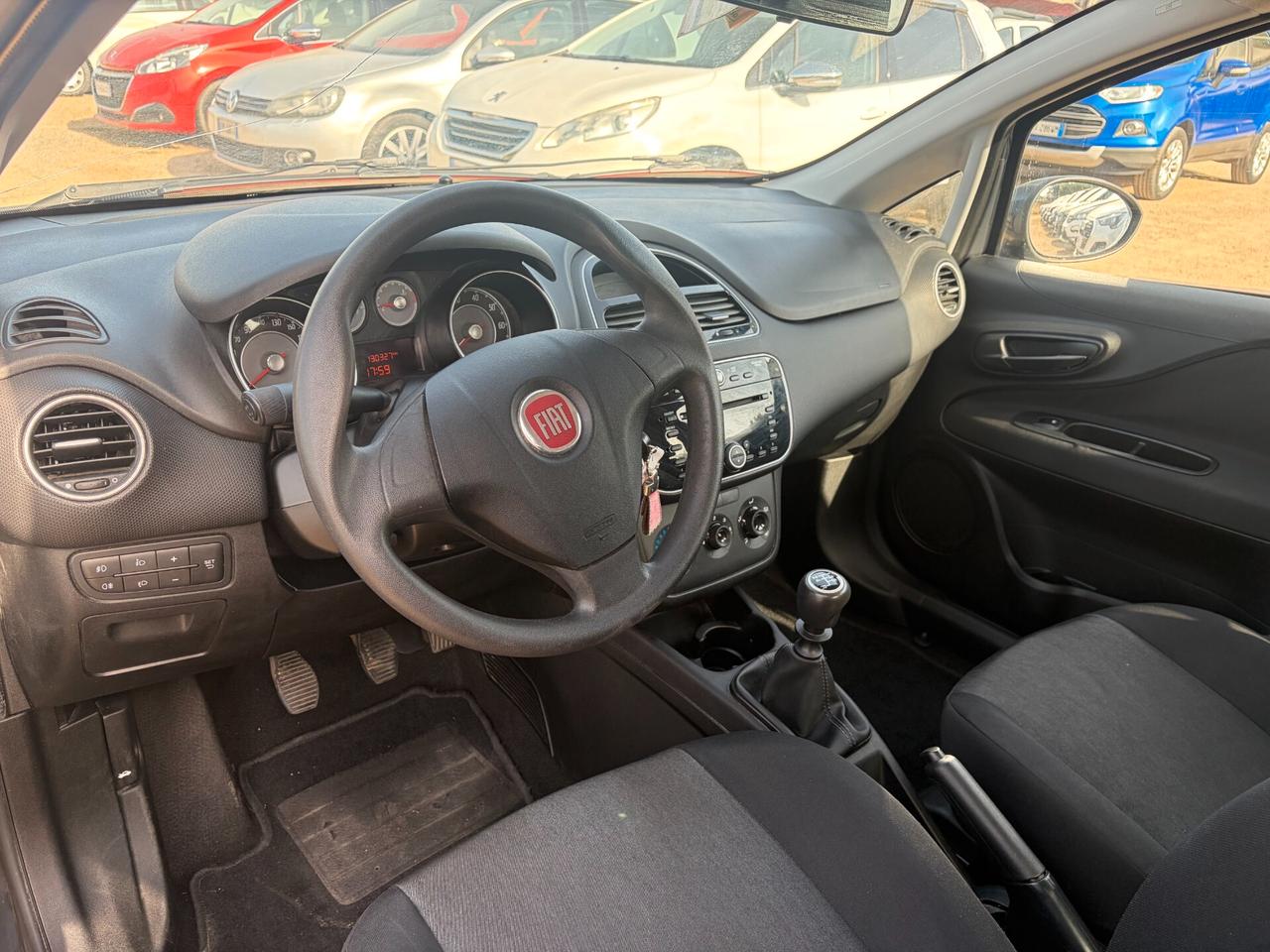 FIAT PUNTO 1.2 130.000 KM 69 CV ANNO 2015