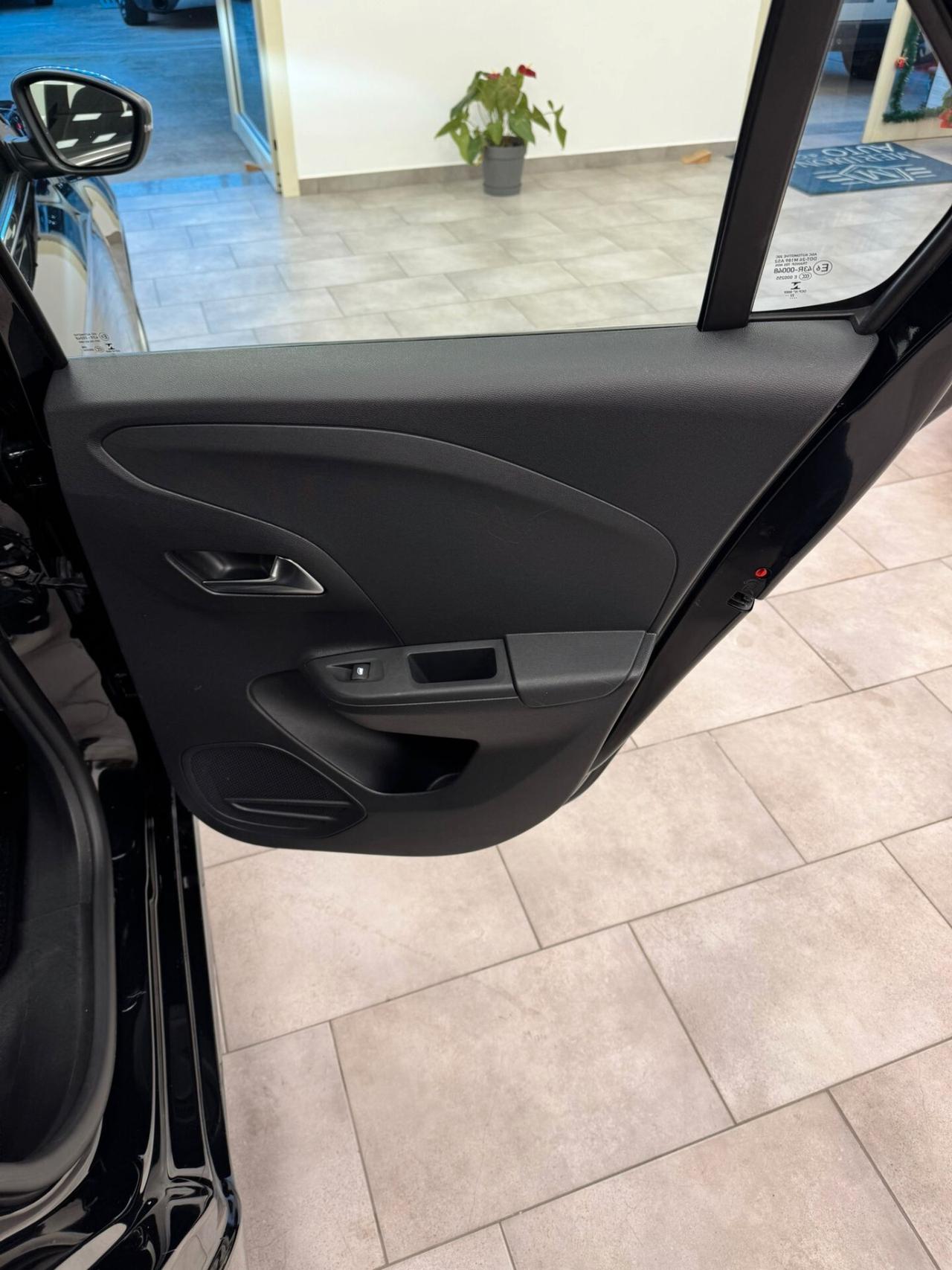 Opel Corsa 1.5 D 100 CV Elegance