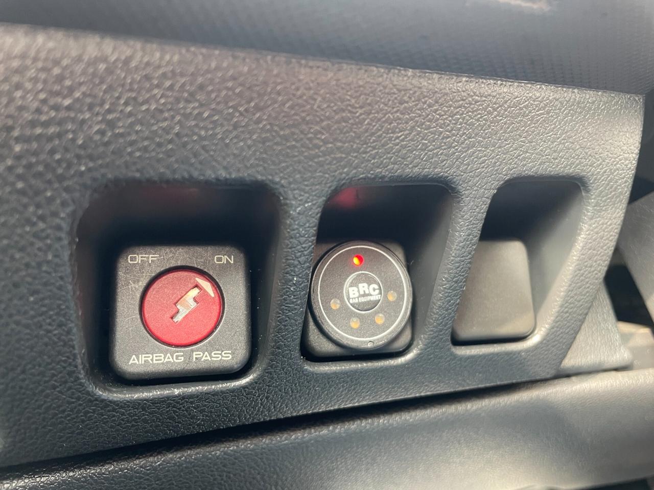 Peugeot 206 DISTRIBUZIONE ESEGUITA - TAGLIANDI CERTIFICATI