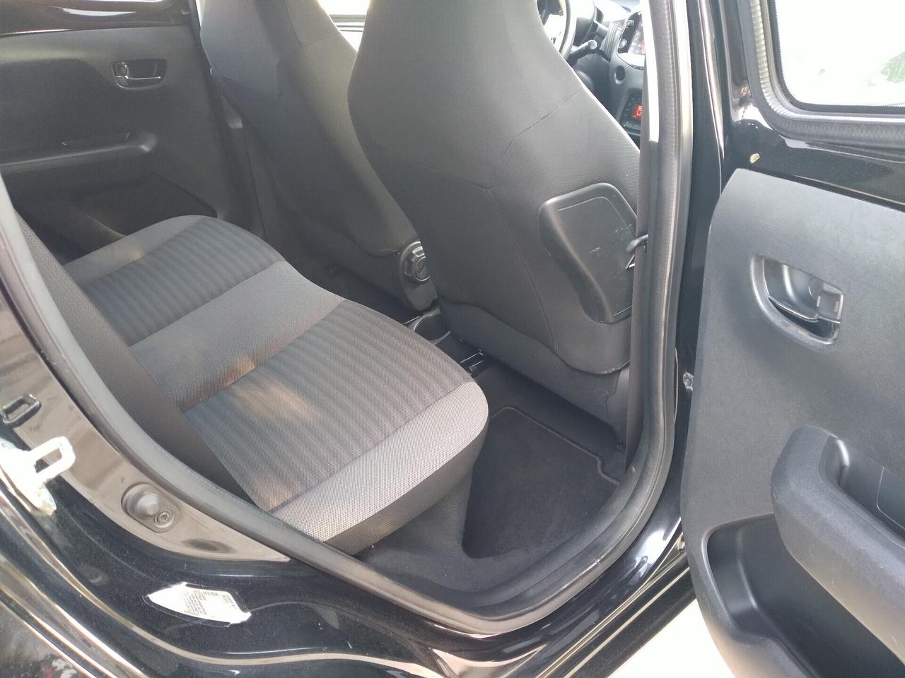 Toyota Aygo 1.0 VVT-i 72 CV 5 porte x-play