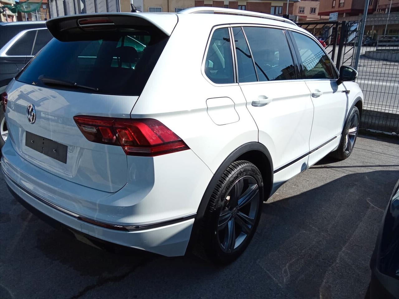 Volkswagen Tiguan 1.6 TDI RLINE Sport BlueMotion Technology