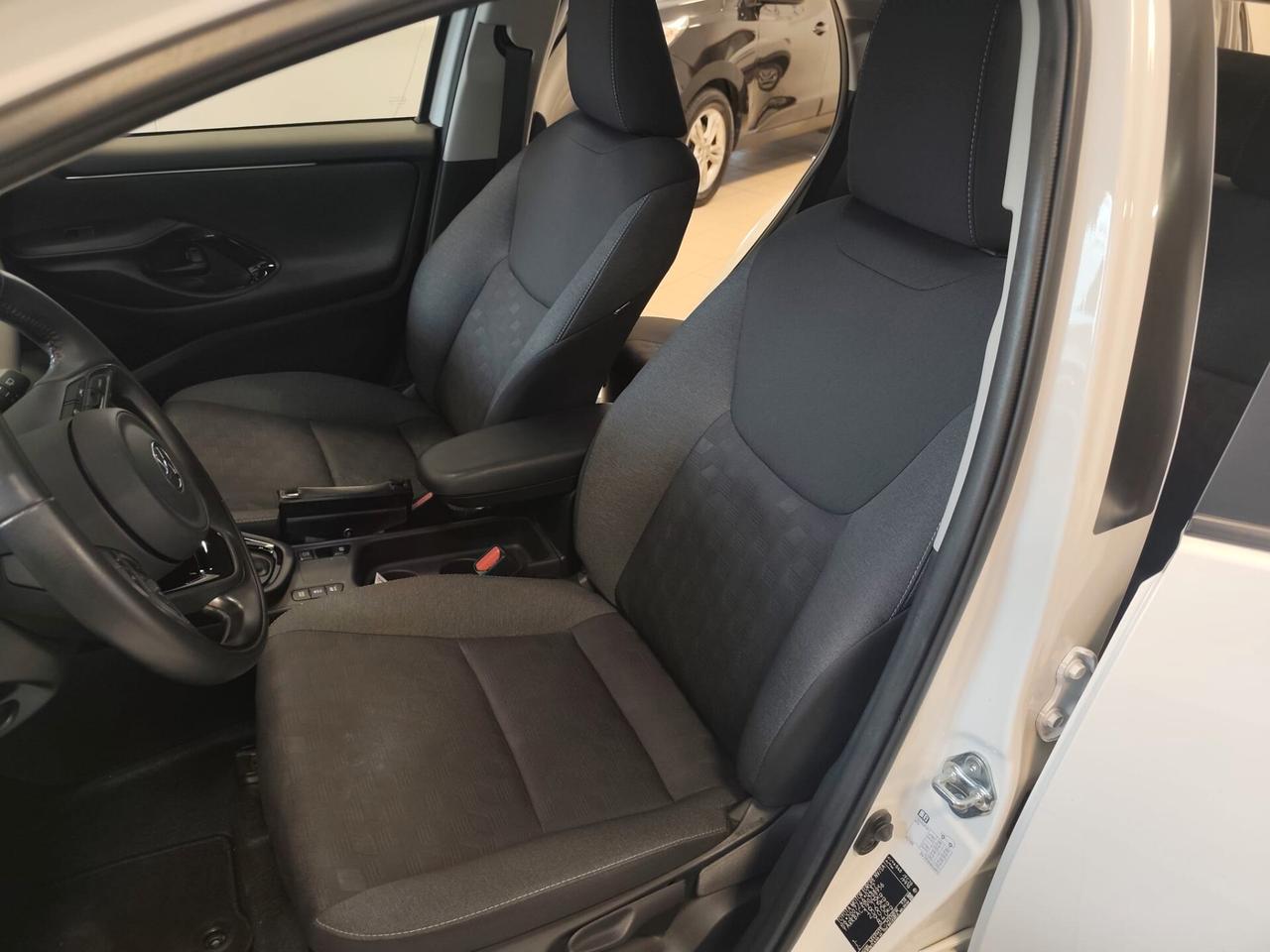 Toyota Yaris 1.5 Hybrid 5 porte Trend