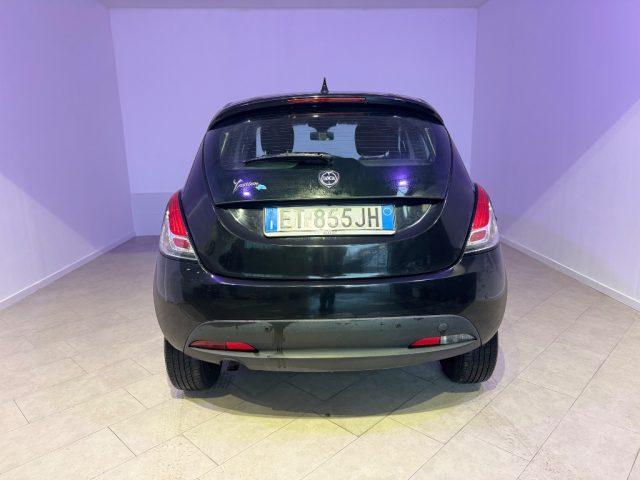 LANCIA Ypsilon 0.9 TwinAir 85 CV 5 porte Metano Ecochic Elefantin
