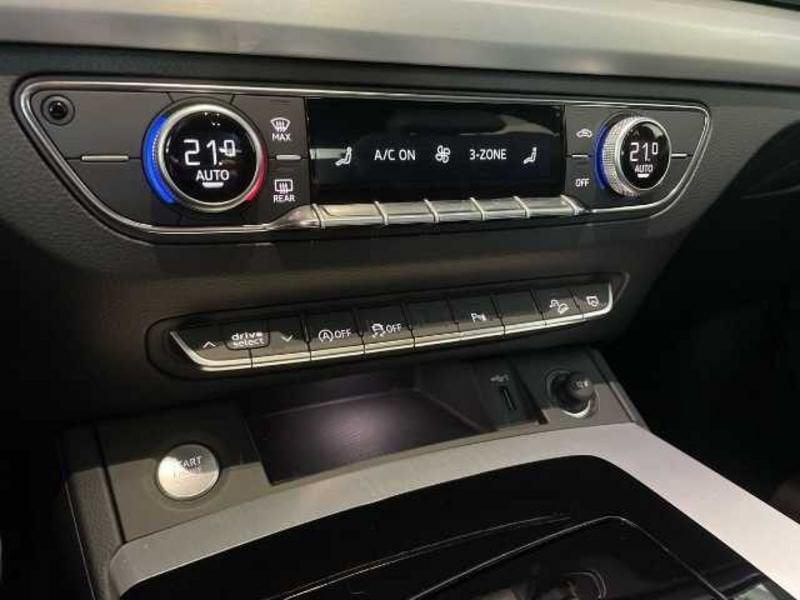 Audi Q5 II 2020 Audi 40 2.0 tdi mhev 12V S line quattro s-tronic