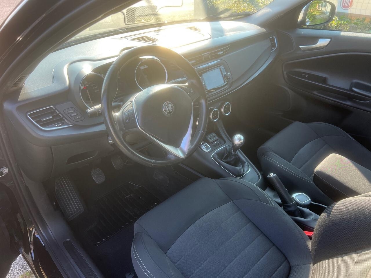 Alfa Giulietta 1.6JTDm 120CV Super-12/2017"UNIPRO"