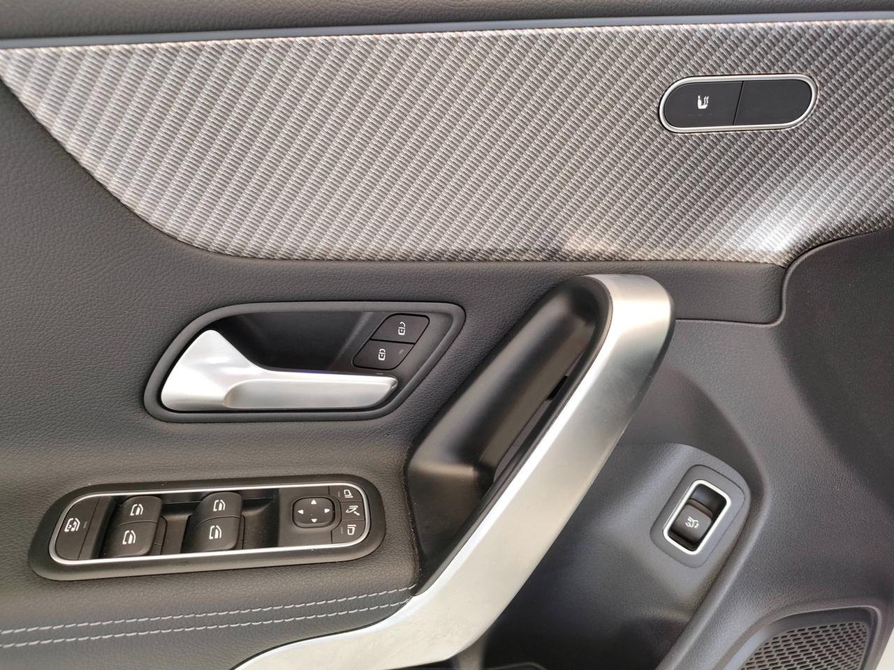 Mercedes-Benz CLA Sh.Brake - X118 2023 - CLA Shooting Brake 200 d Progressive Advanced auto