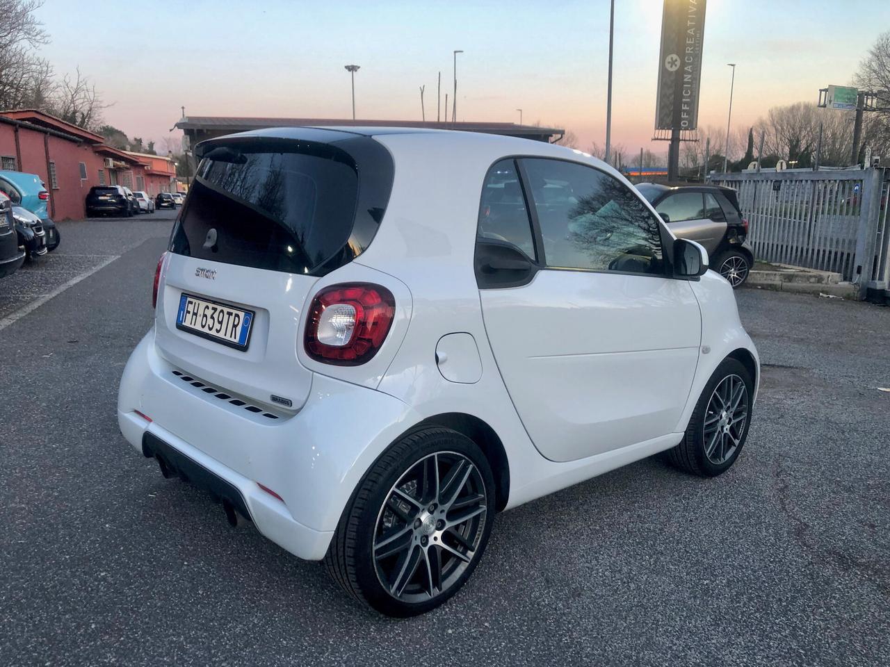 Smart ForTwo BRABUS 0.9 Turbo twinamic Xclusive White Edition Permute Garanzia Mercedes Permute e Rate