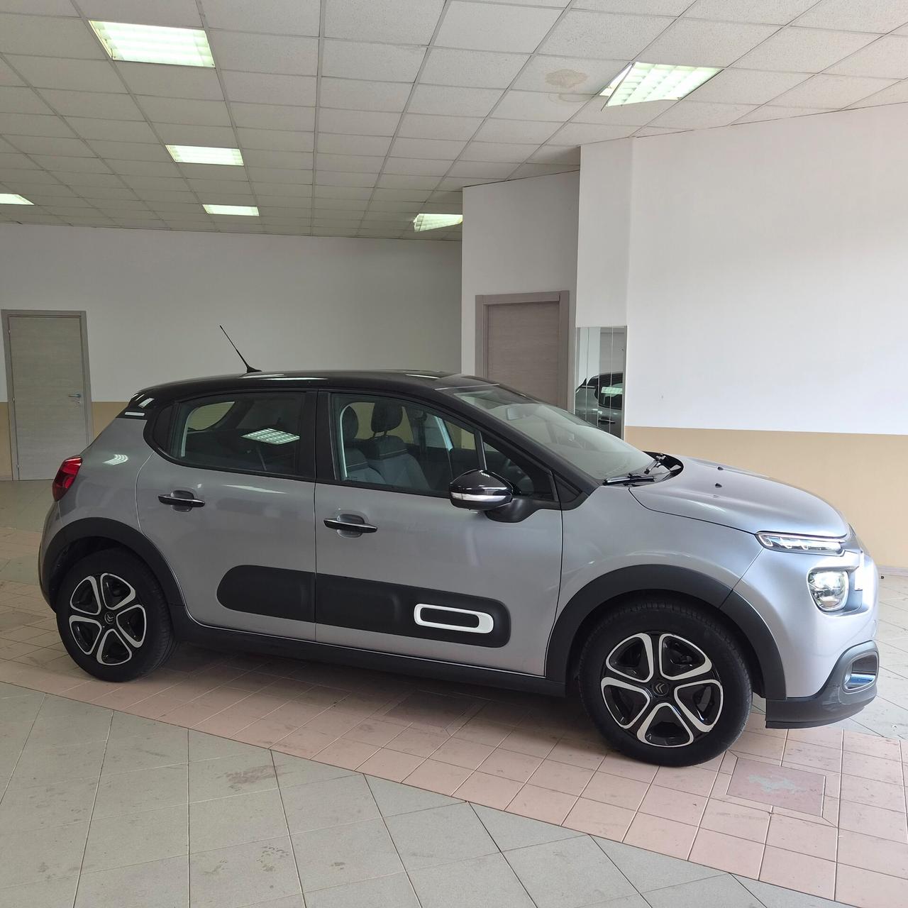 Citroen C3 PureTech 110 S&S Shine Pack