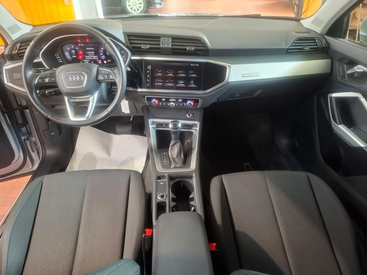 Audi Q3 35 TDI S tronic line edition