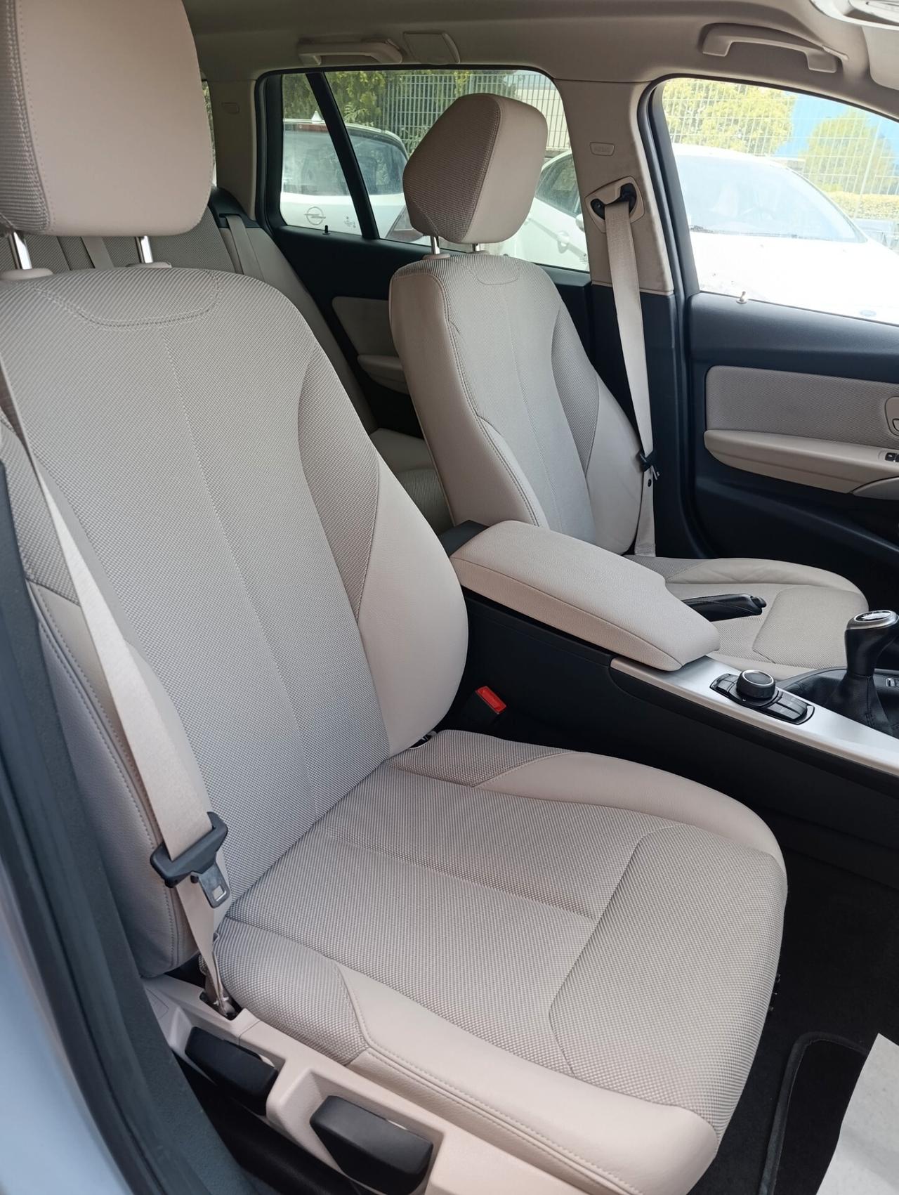 Bmw 320d Touring Luxury #GM