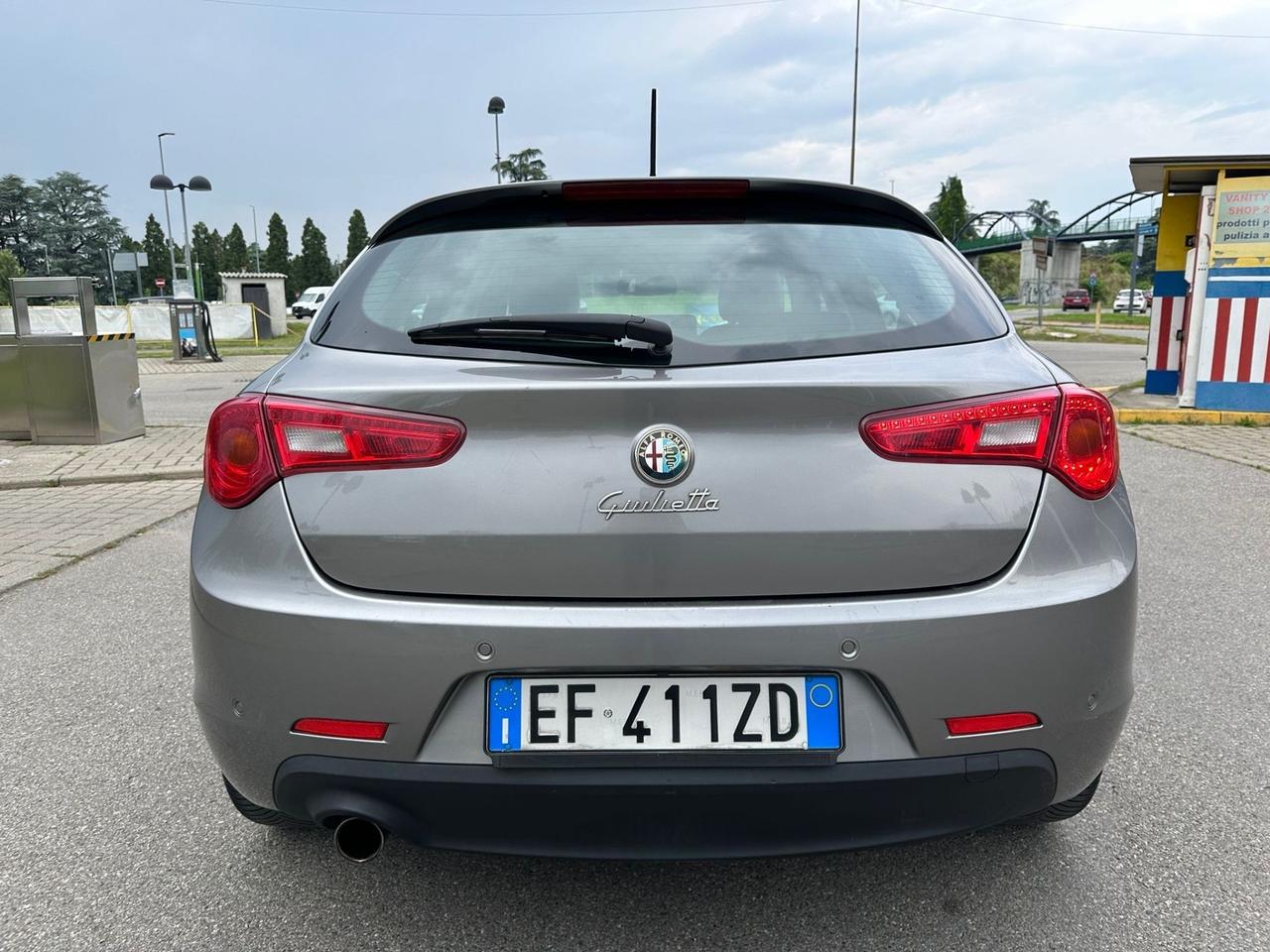 Alfa Romeo Giulietta 1.4 Turbo 120 CV -adatta a neopatentati