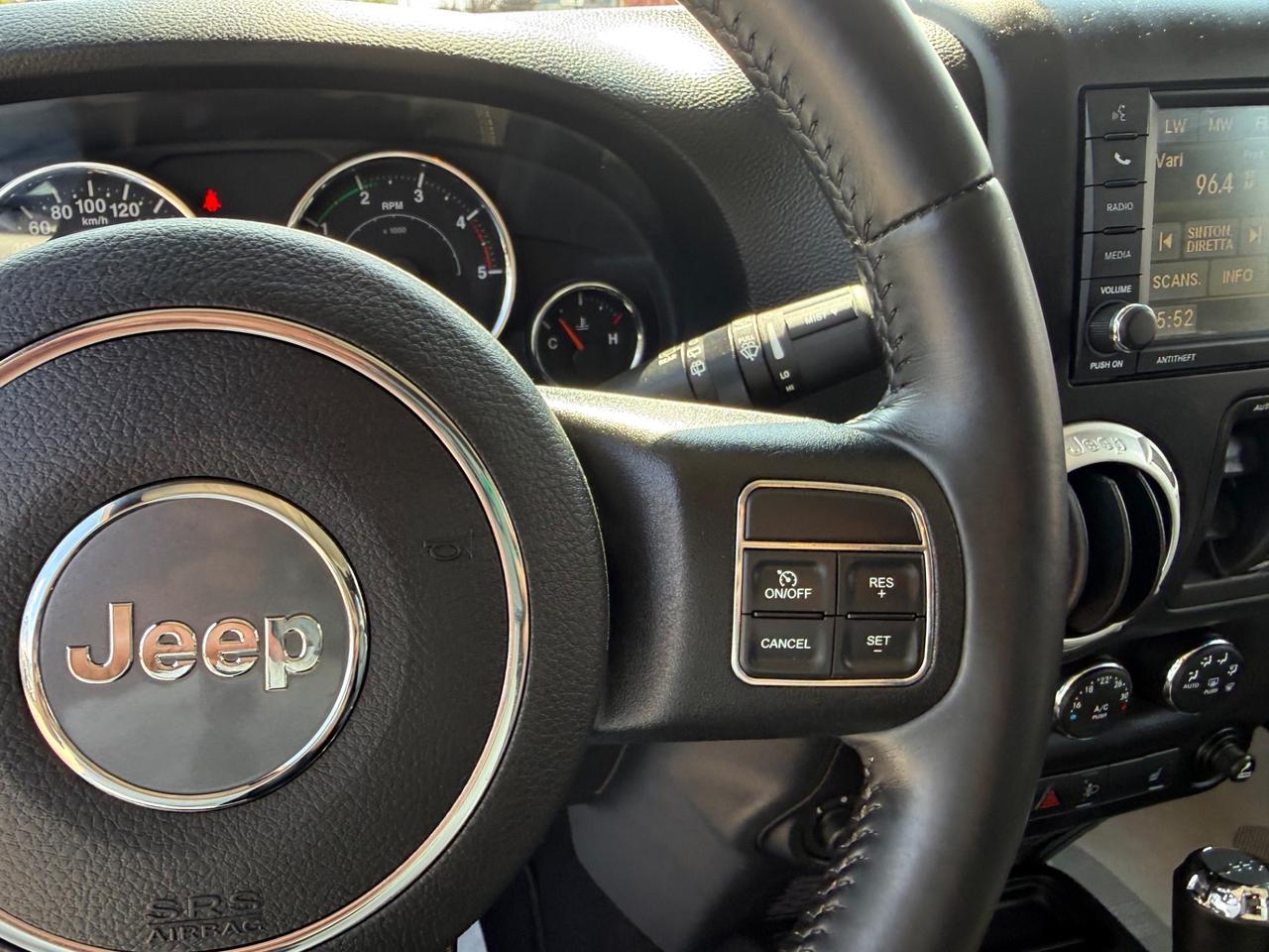 Jeep Wrangler Unlimited 2.8 CRD DPF Sahara Auto