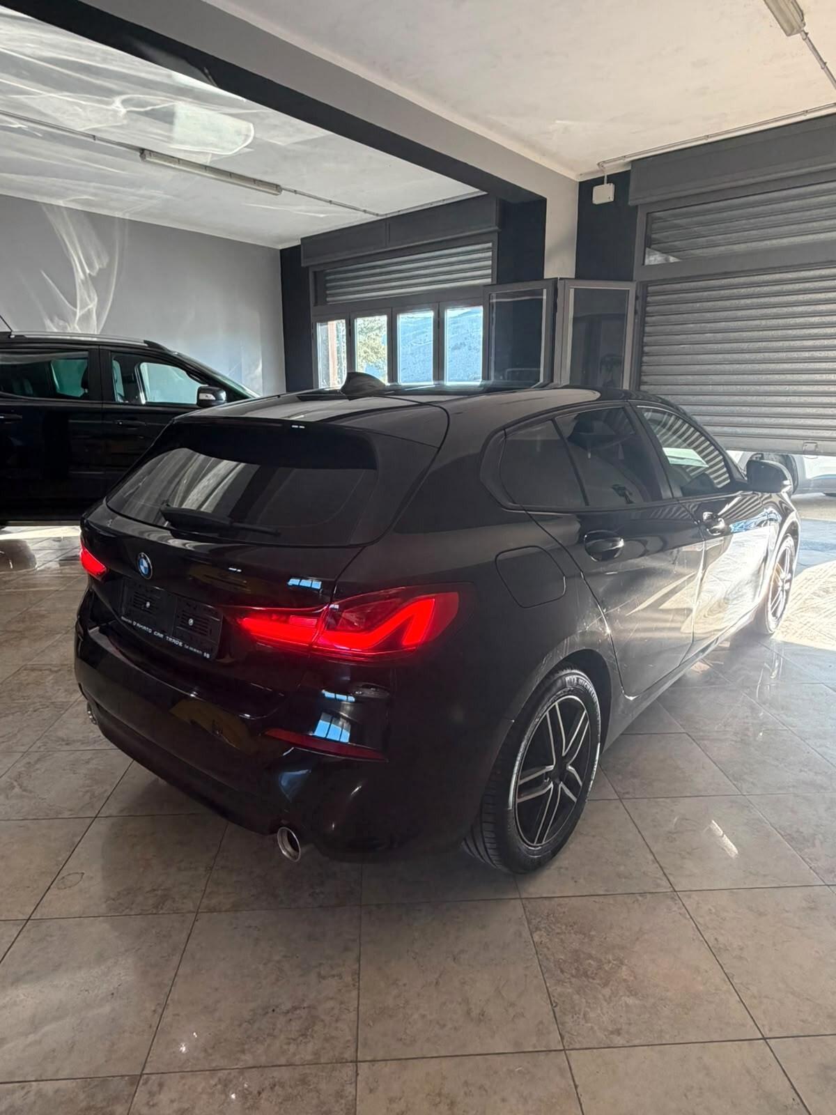 Bmw 118 118d 5p. Sport