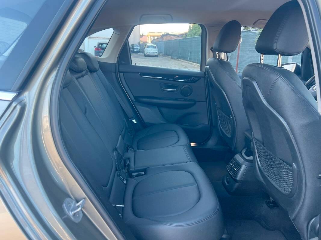 BMW Serie 2 218d Luxury auto