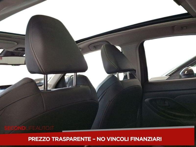 Toyota Yaris Cross 1.5h Lounge awd-i 116cv e-cvt