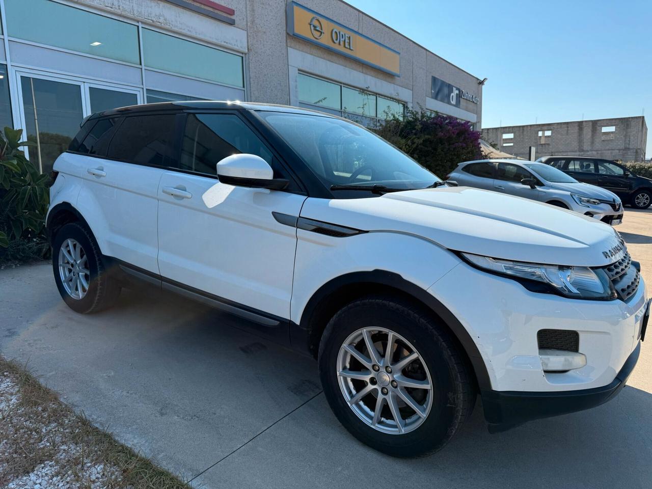 Land Rover Range Evoque 2.2 TD4 5p. Pure Tech Pack