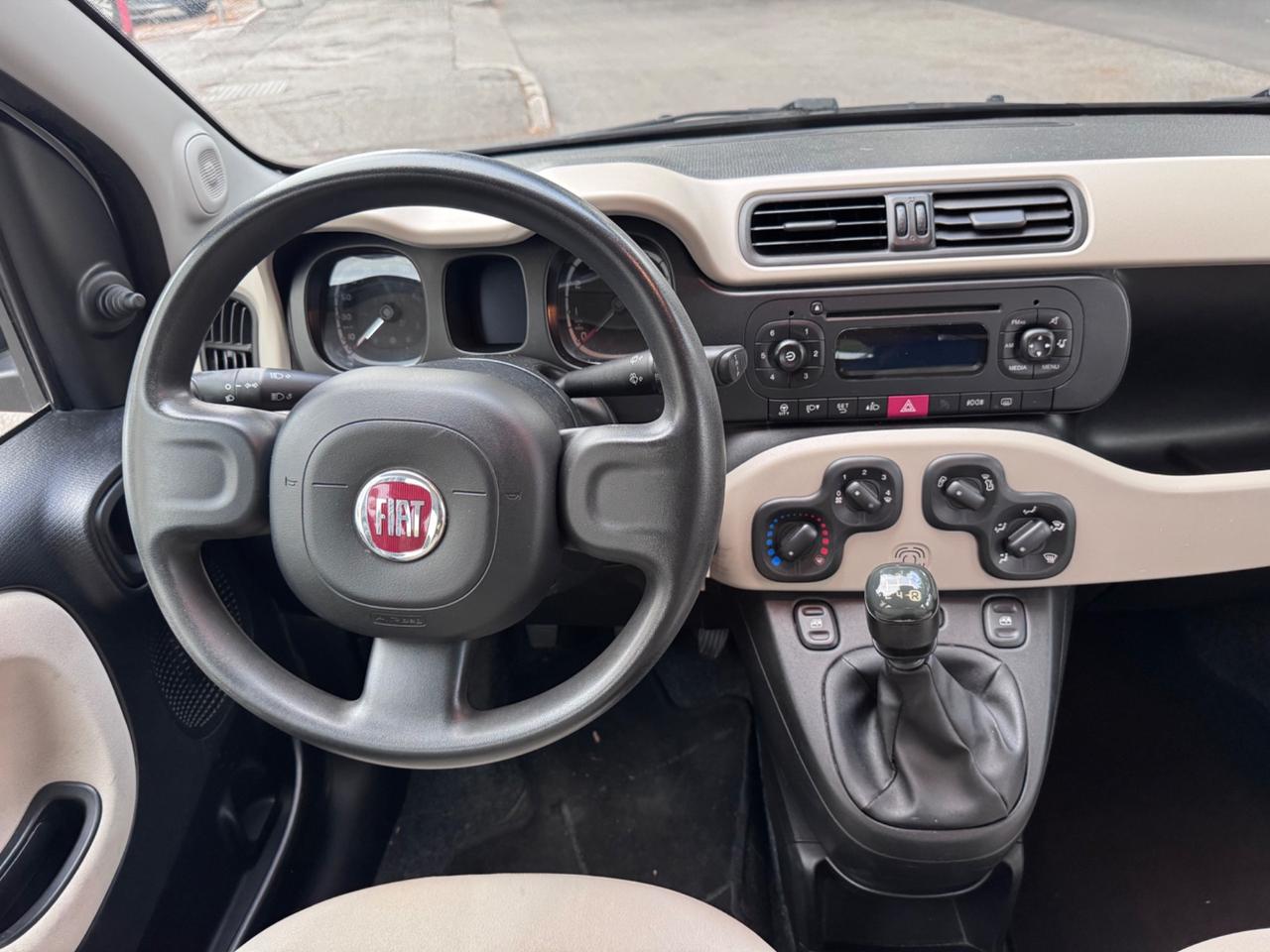 Fiat Panda 1.2 Lounge neopaten garanzia 12 mesi