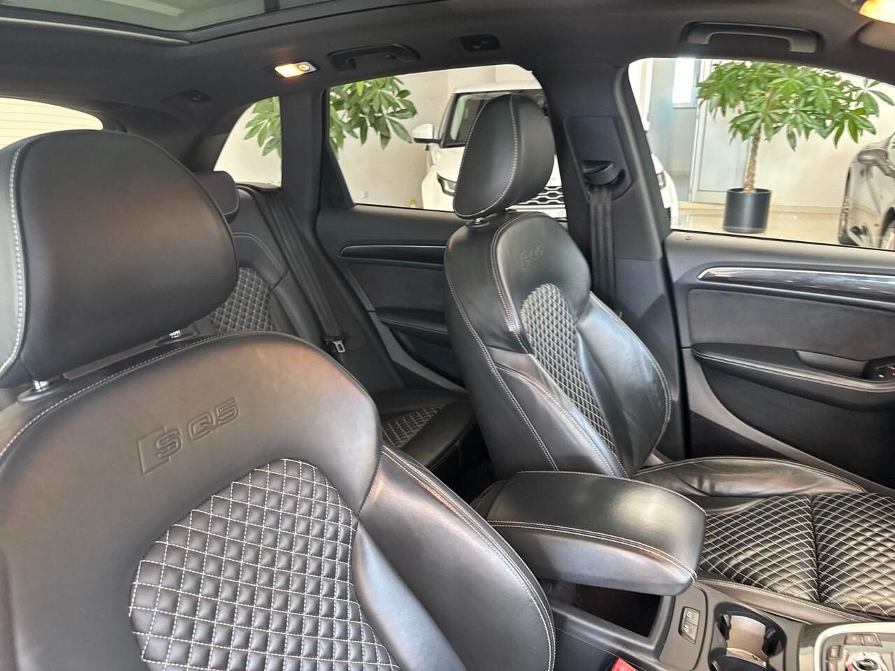 Audi SQ5 QUATTRO