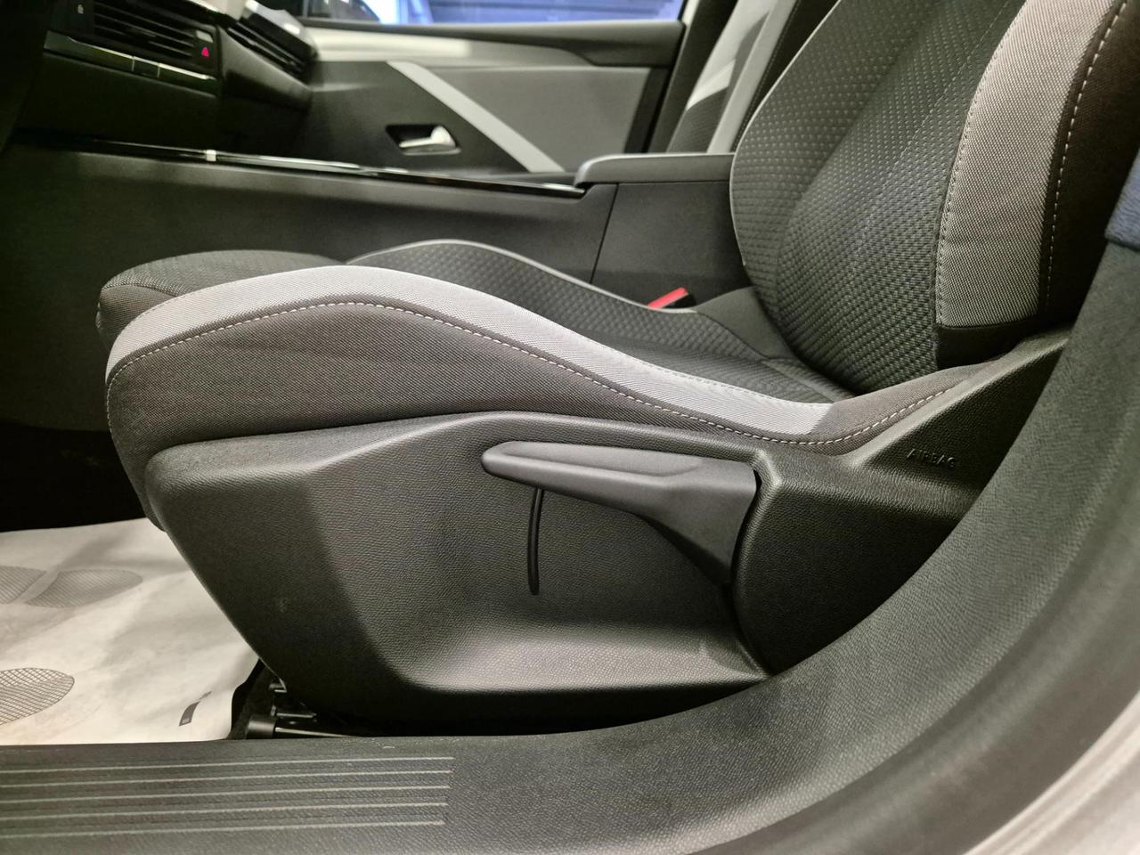 Opel Astra 1.5 Edition s&s 130cv at8 N1 Autocarro