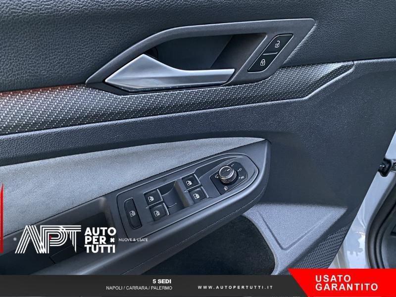 Volkswagen Golf Golf 1.5 etsi evo act R-Line 130cv dsg