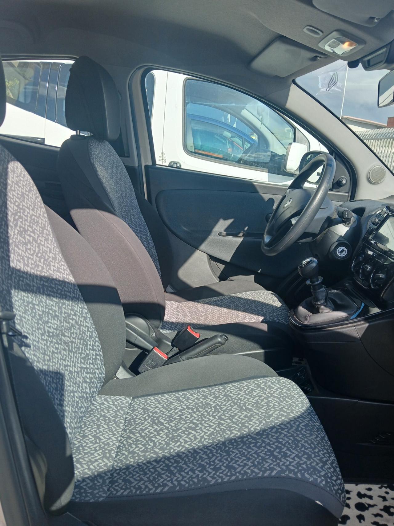 LANCIA Ypsilon 1.000 Hybrid 69cv Km41.300