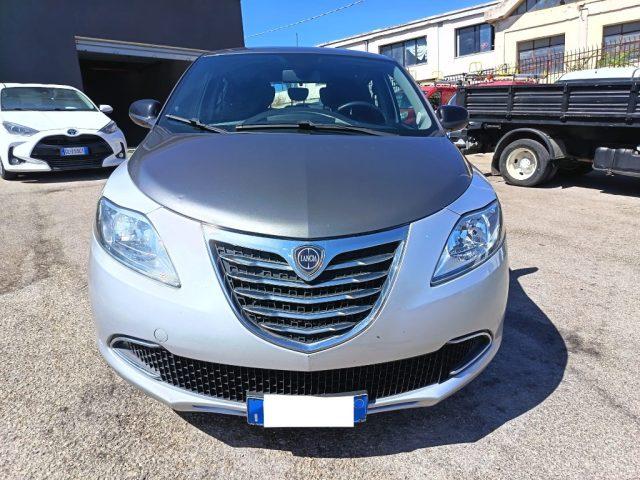 LANCIA Ypsilon 1.2 69 CV 5 porte Platinum