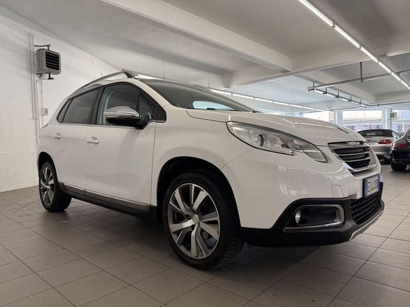 Peugeot 2008 1.6 e-HDi 115 CV Stop&Start Féline