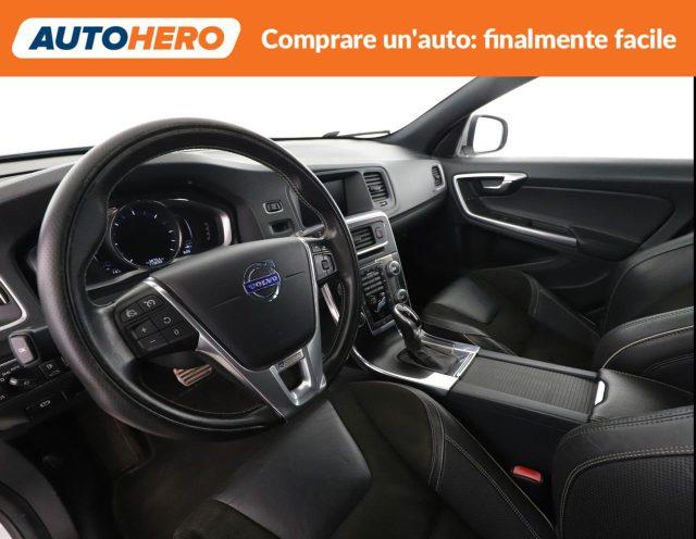VOLVO V60 D3 Geartronic R-design Momentum