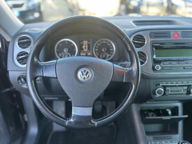 VOLKSWAGEN Tiguan 2.0 TDI DPF 4MOTION Sport & Style