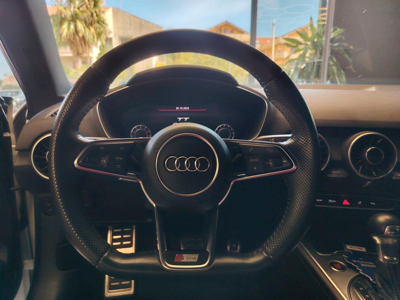 Audi TT Coupé 1.8 TFSI S tronic line