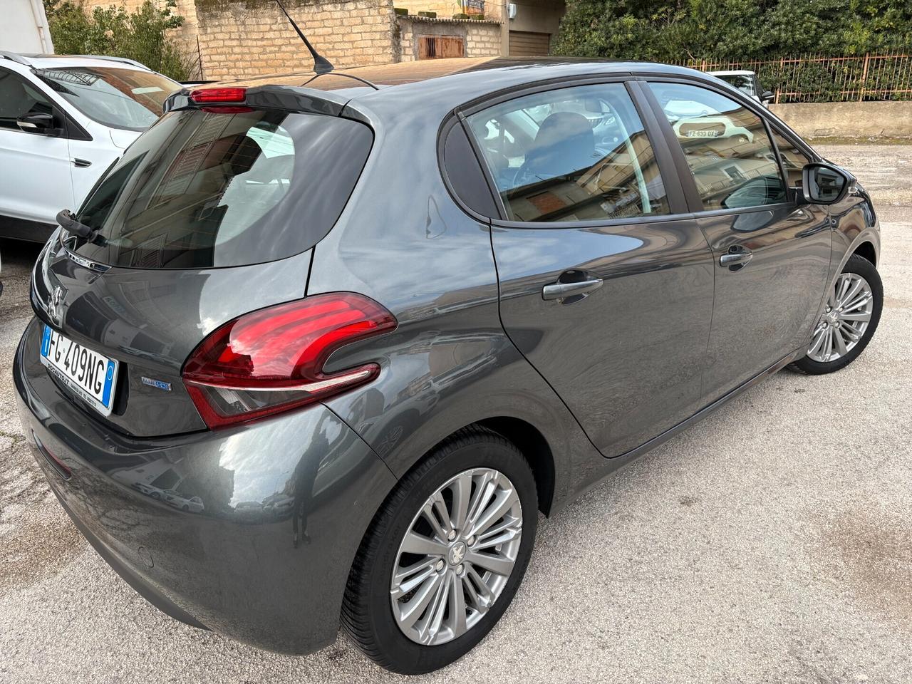 Peugeot 208 BlueHDi 75 S&S 5 porte Active