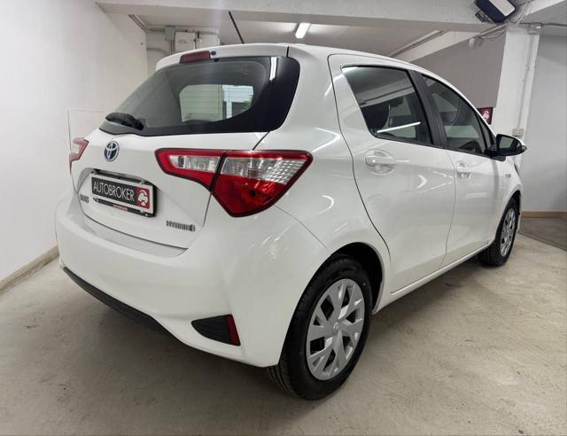 TOYOTA Yaris 1.5 Hybrid 5 porte Business