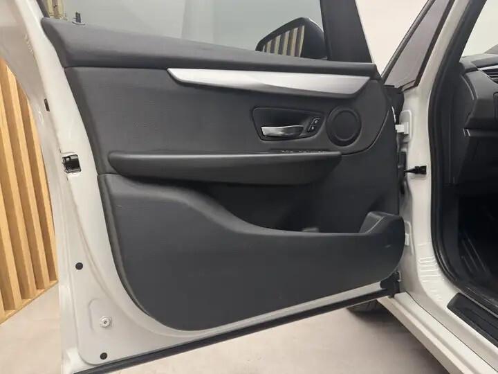 Bmw 220 LUXURY ACTIVE Navi Pelle Xeno 4X4 UNIPROPRIETARIO