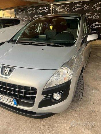 PEUGEOT 3008 2.0 HDi 150CV Business